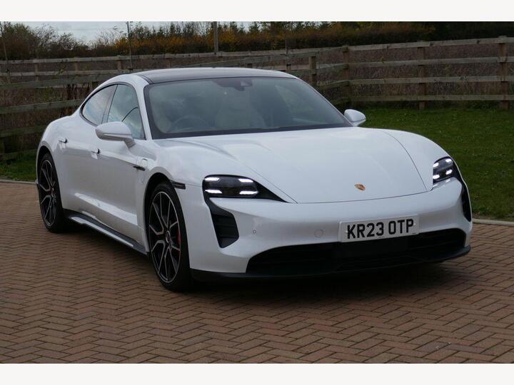 Porsche Taycan Performance Plus 93.4kWh 4S Auto 4WD 4dr (11kW Charger) Porsche Taycan Performance Plus 93.4kWh 4S Auto 4WD 4dr (11kW Charger)