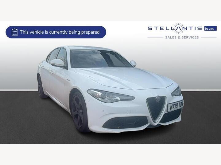 Alfa Romeo Giulia 2.0T Veloce Auto Euro 6 (s/s) 4dr Alfa Romeo Giulia 2.0T Veloce Auto Euro 6 (s/s) 4dr