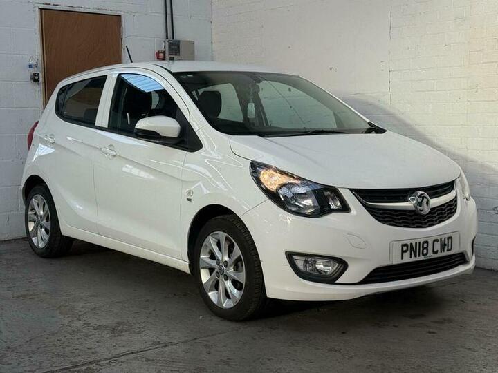 Vauxhall Viva 1.0i SE Euro 6 5dr (a/c) Vauxhall Viva 1.0i SE Euro 6 5dr (a/c)