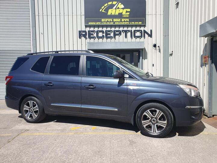 SsangYong RODIUS TURISMO DIESEL MPV 2.0 E-XDi EX T-Tronic 4WD Selectable Euro 5 5dr SsangYong RODIUS TURISMO DIESEL MPV 2.0 E-XDi EX T-Tronic 4WD Selectable Euro 5 5dr