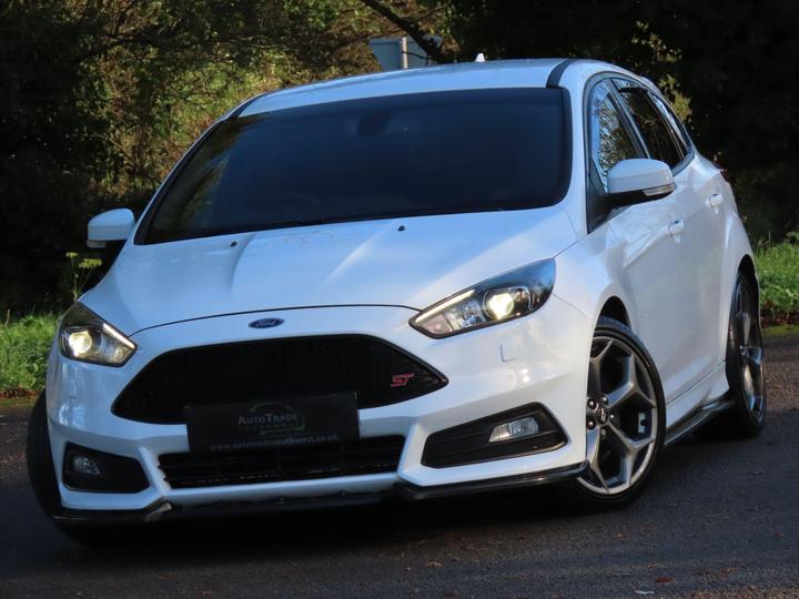 Ford Focus 2.0T EcoBoost ST-3 Euro 6 (s/s) 5dr