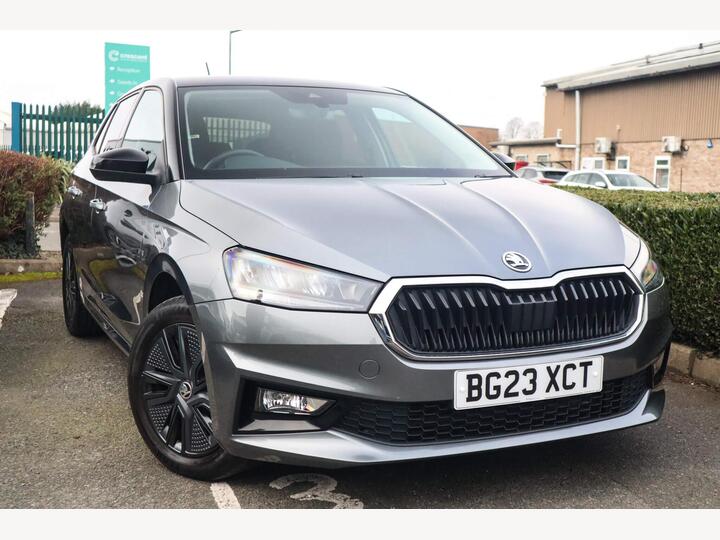 Skoda Fabia 1.0 TSI Colour Edition Euro 6 (s/s) 5dr Skoda Fabia 1.0 TSI Colour Edition Euro 6 (s/s) 5dr