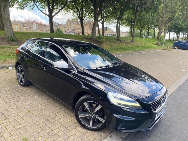 Volvo V40 2.0 D3 R-Design Nav Plus Euro 6 (s/s) 5dr