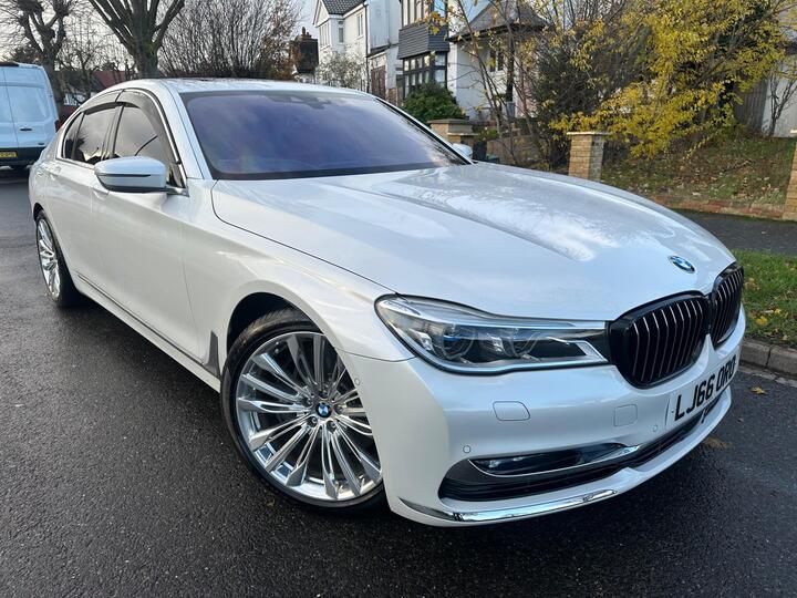 BMW 7 Series 4.4 750i V8 Exclusive Saloon 4dr Petrol Auto Euro 6 (s/s) (450 Ps)