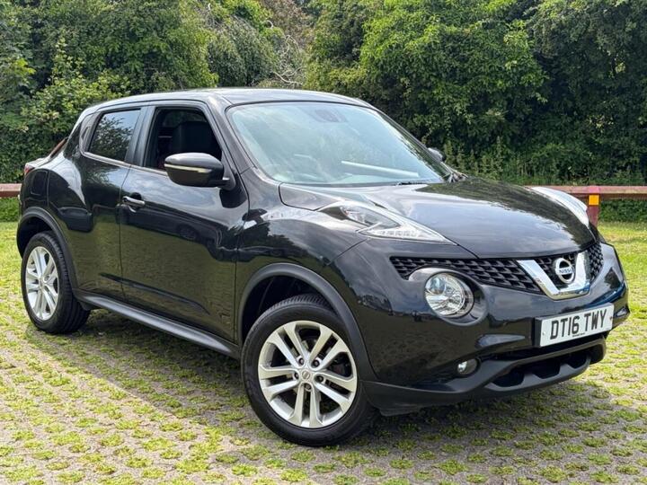 Nissan Juke 1.6 N-Connecta XTRON Euro 6 5dr