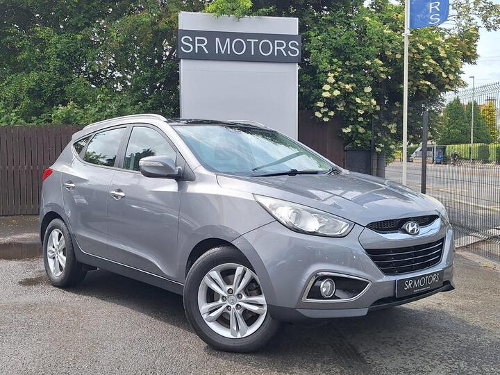 Hyundai Ix35 1.7 CRDi Premium Euro 5 (s/s) 5dr Hyundai Ix35 1.7 CRDi Premium Euro 5 (s/s) 5dr