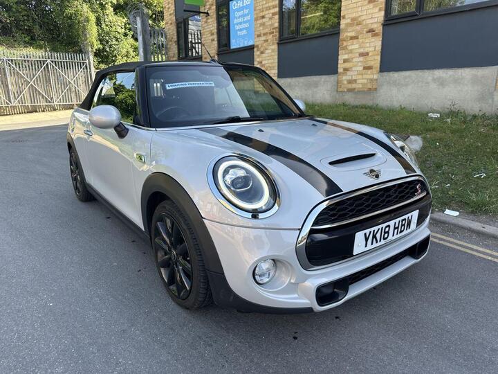 MINI CONVERTIBLE 2.0 Cooper S Euro 6 (s/s) 2dr