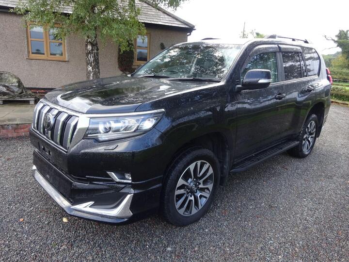 Toyota Land Cruiser 2.8D Invincible Auto 4WD Euro 6 (s/s) 5dr (7 Seat)