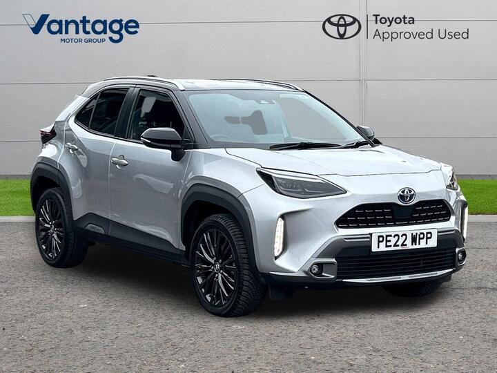 Toyota Yaris Cross 1.5 VVT-h Dynamic E-CVT AWD Euro 6 (s/s) 5dr