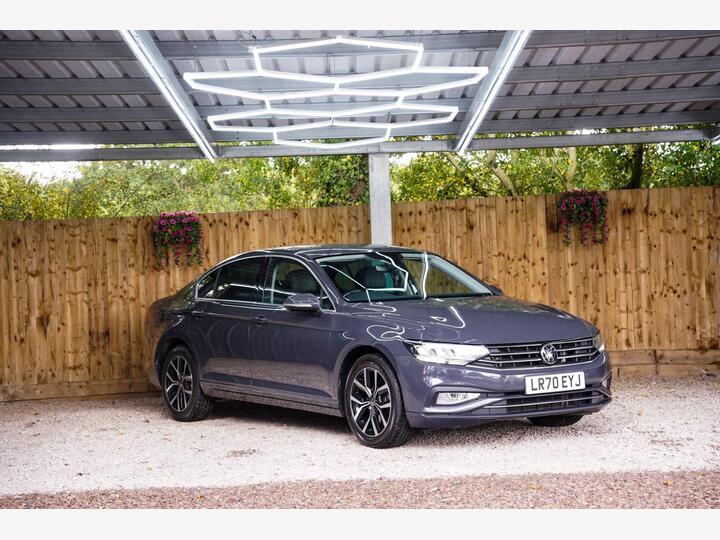 Volkswagen PASSAT 1.5 TSI EVO SE Nav DSG Euro 6 (s/s) 4dr