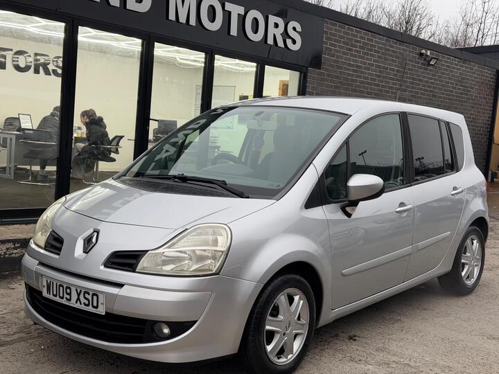 Renault Grand Modus 1.6 VVT Dynamique Auto Euro 4 5dr Renault Grand Modus 1.6 VVT Dynamique Auto Euro 4 5dr