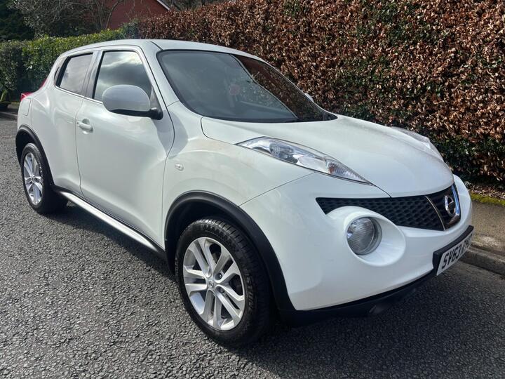 Nissan Juke 1.6 Acenta Premium Euro 5 (s/s) 5dr