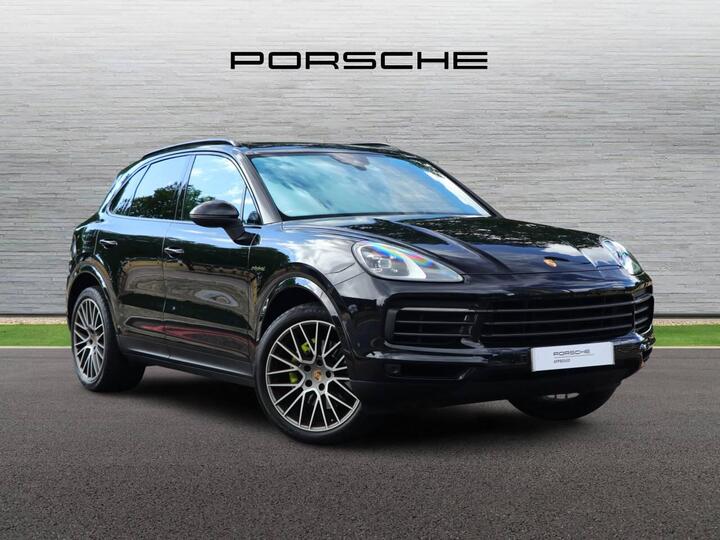 Porsche Cayenne 3.0 V6 E-Hybrid 17.9kWh Platinum Edition TiptronicS 4WD Euro 6 (s/s) 5dr (3.6kW Charger) Porsche Cayenne 3.0 V6 E-Hybrid 17.9kWh Platinum Edition TiptronicS 4WD Euro 6 (s/s) 5dr (3.6kW Charger)