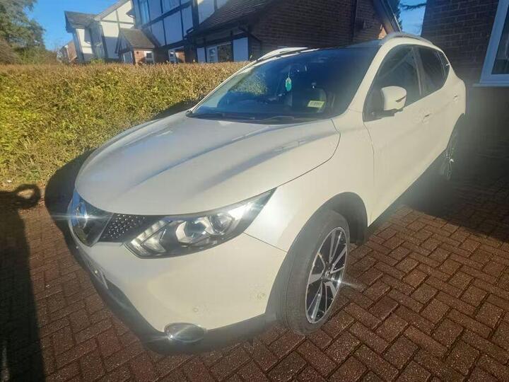 Nissan Qashqai 1.6 DCi Tekna 2WD Euro 5 (s/s) 5dr