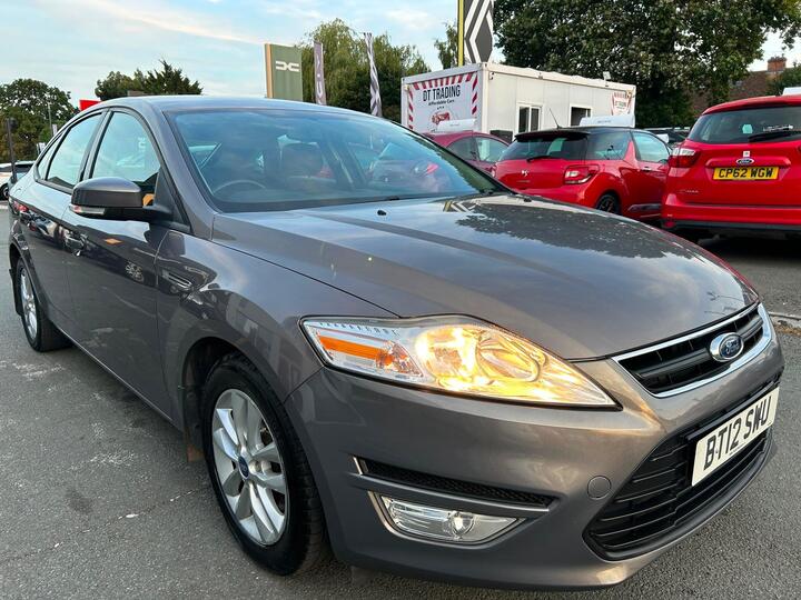 Ford Mondeo 1.6 TDCi ECOnetic Zetec Euro 5 (s/s) 5dr