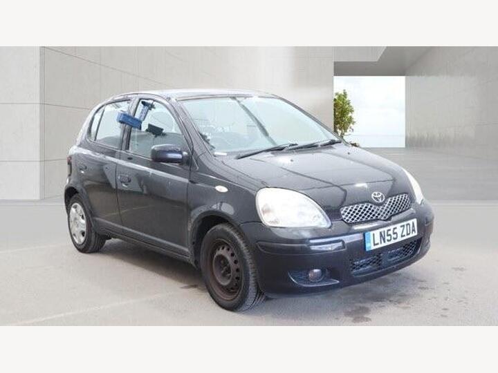 Toyota Yaris 1.0 VVT-i Colour Collection 5dr