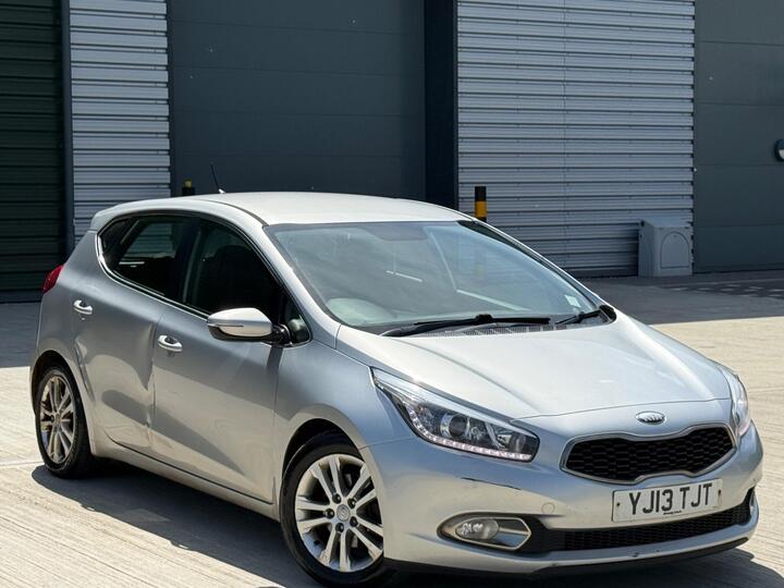 Kia Ceed 1.6 CRDi EcoDynamics 2 Euro 5 (s/s) 5dr
