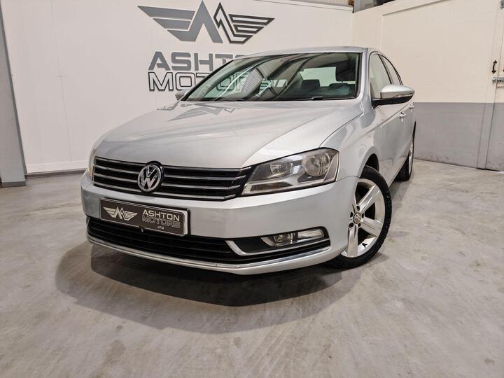 Volkswagen Passat 2.0 TDI BlueMotion Tech SE DSG Euro 5 (s/s) 4dr