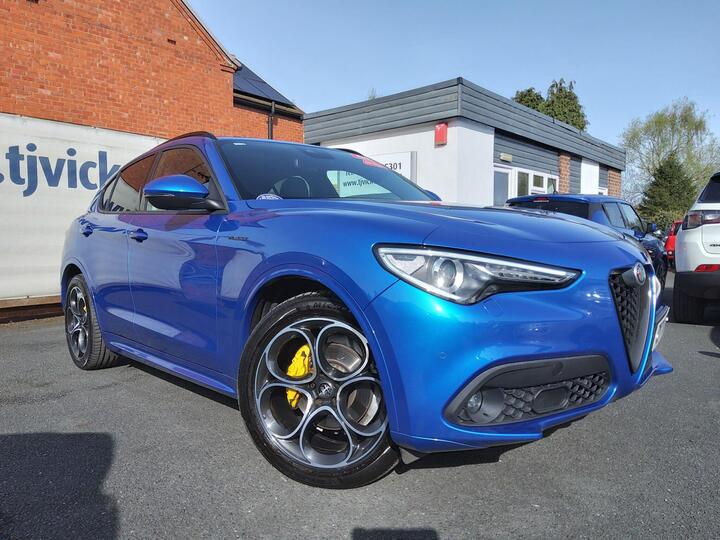 Alfa Romeo Stelvio 2.2 TD Veloce Auto Q4 AWD Euro 6 (s/s) 5dr Alfa Romeo Stelvio 2.2 TD Veloce Auto Q4 AWD Euro 6 (s/s) 5dr