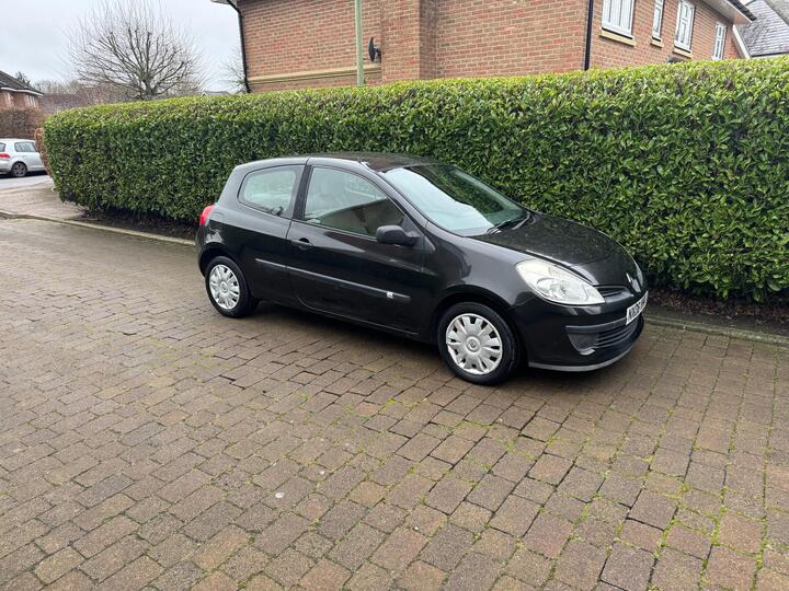 Renault Clio 1.4 16v Expression 3dr