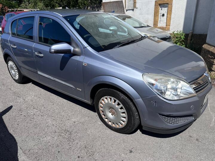 Vauxhall Astra 1.4i 16v Life 5dr
