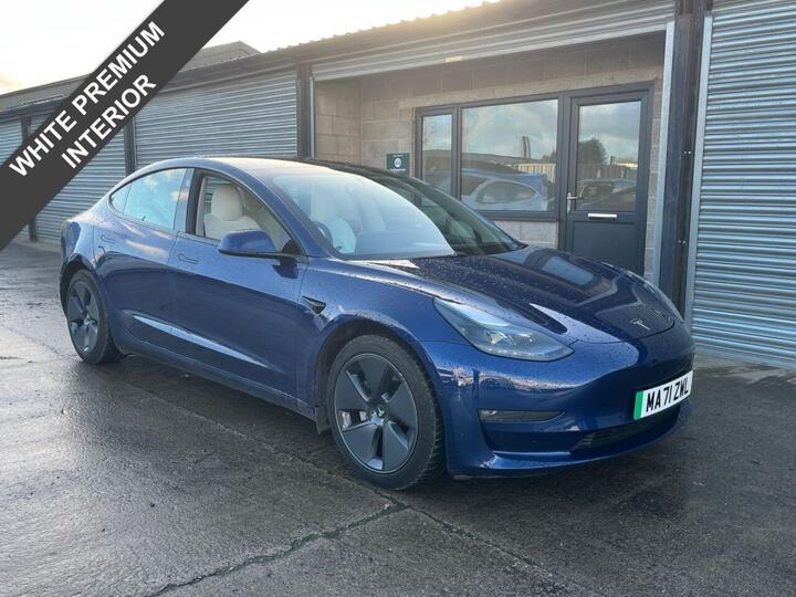 Tesla Model 3 (Dual Motor) Long Range Auto 4WDE 4dr Tesla Model 3 (Dual Motor) Long Range Auto 4WDE 4dr