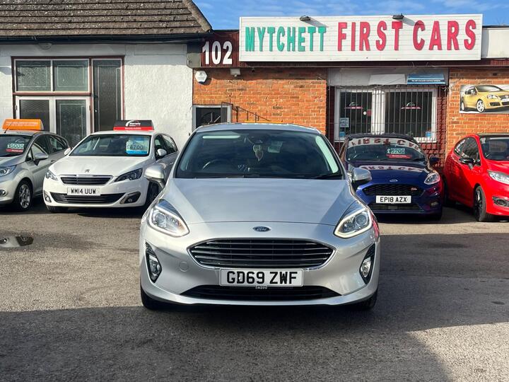 Ford Fiesta 1.0T EcoBoost Titanium Euro 6 (s/s) 5dr Ford Fiesta 1.0T EcoBoost Titanium Euro 6 (s/s) 5dr