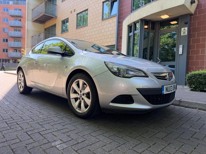 Vauxhall Astra GTC 1.6T 16V Sport Euro 5 3dr