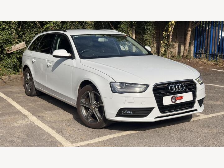 Audi A4 Avant 2.0 TFSI SE S Tronic Quattro Euro 6 (s/s) 5dr Audi A4 Avant 2.0 TFSI SE S Tronic Quattro Euro 6 (s/s) 5dr