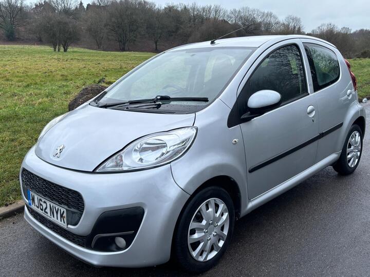 Peugeot 107 1.0 12V Active 2 Tronic Euro 5 5dr