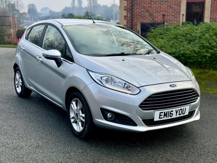 Ford Fiesta 1.6 Zetec Powershift Euro 6 5dr