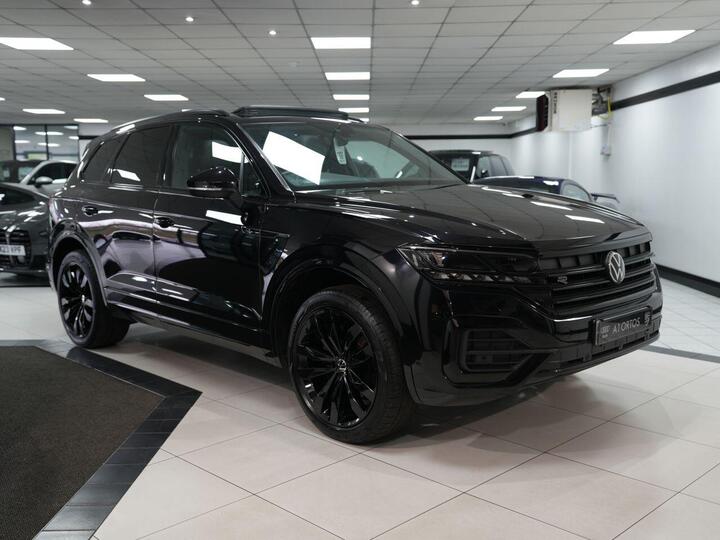 Volkswagen TOUAREG 3.0 TDI V6 Black Edition Tiptronic 4Motion Euro 6 (s/s) 5dr