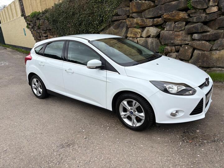 Ford Focus 1.6 TDCi Zetec Euro 5 (s/s) 5dr