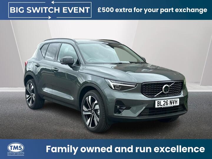 Volvo XC40 2.0 B4 MHEV Plus Dark DCT Auto Euro 6 (s/s) 5dr