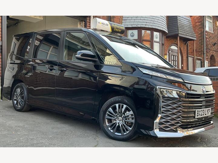 Toyota Voxy 1.8 HYBRID PETROL 8 SEATER 5dr