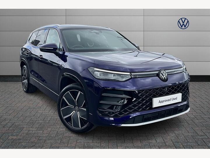 Volkswagen Tayron 2.0 TDI R-Line DSG Euro 6 (s/s) 5dr Volkswagen Tayron 2.0 TDI R-Line DSG Euro 6 (s/s) 5dr
