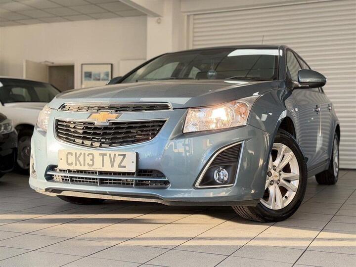 Chevrolet CRUZE 1.6 LT Euro 5 5dr