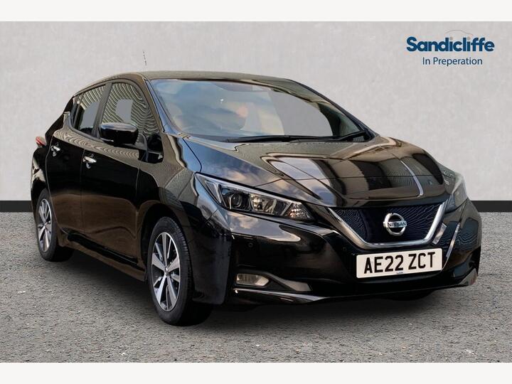 Nissan LEAF 40kWh Acenta Auto 5dr Nissan LEAF 40kWh Acenta Auto 5dr