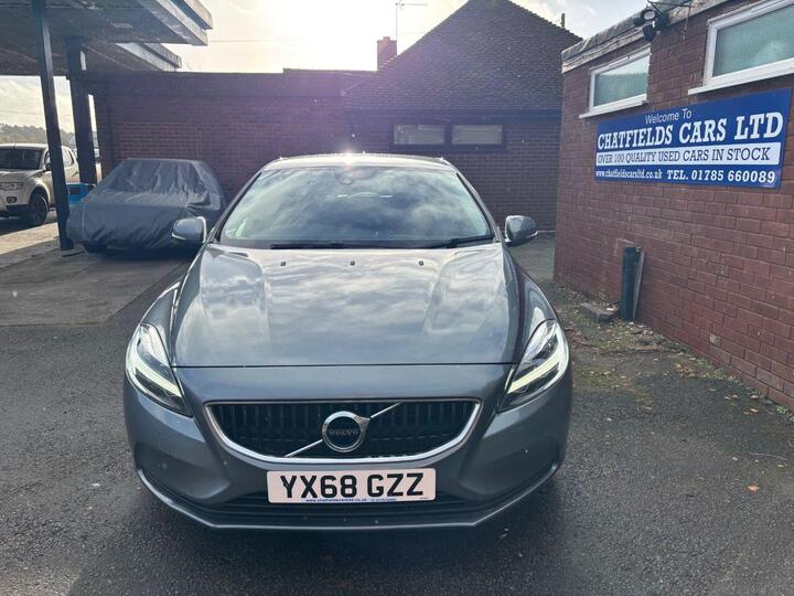Volvo V40 2.0 T2 GPF Momentum Nav Plus Euro 6 (s/s) 5dr