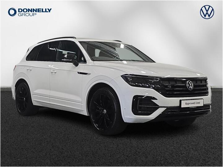 Volkswagen Touareg 3.0 TDI V6 Black Edition Tiptronic 4Motion Euro 6 (s/s) 5dr