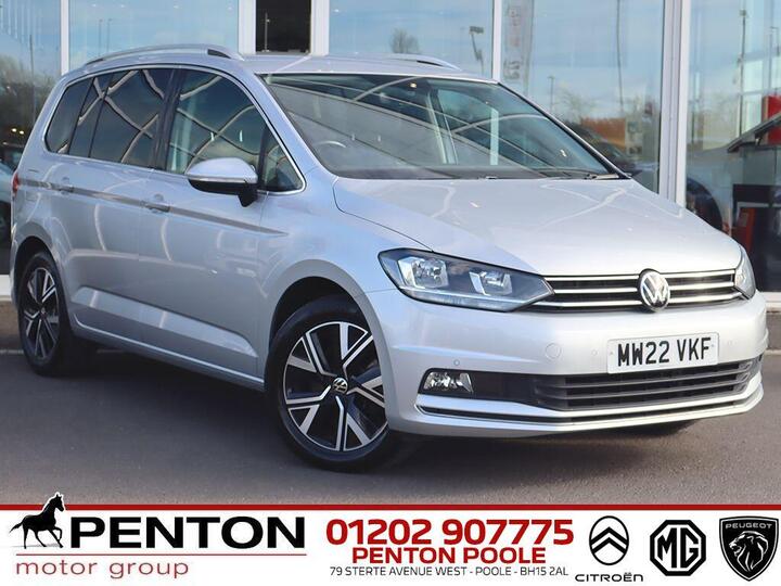 Volkswagen Touran 1.5 TSI EVO SEL Euro 6 (s/s) 5dr Volkswagen Touran 1.5 TSI EVO SEL Euro 6 (s/s) 5dr