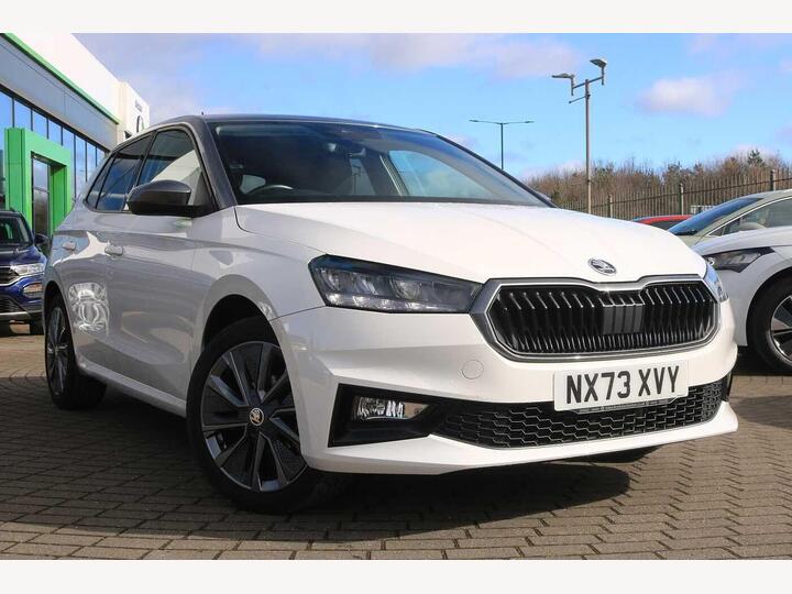 Skoda Fabia 1.0 TSI Colour Edition Euro 6 (s/s) 5dr Skoda Fabia 1.0 TSI Colour Edition Euro 6 (s/s) 5dr