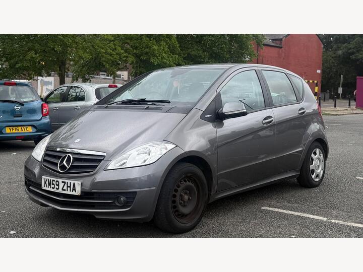 Mercedes-Benz A Class 1.5 A160 BlueEfficiency Classic SE 5dr