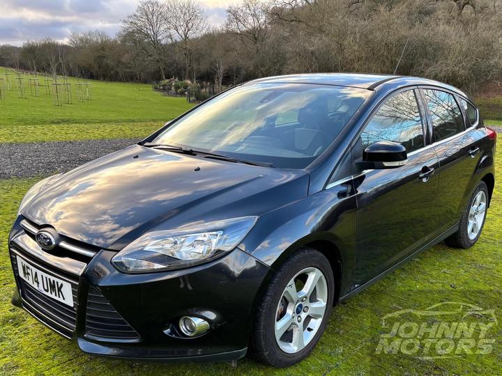 Ford Focus 1.6 Zetec Navigator Powershift Euro 5 5dr