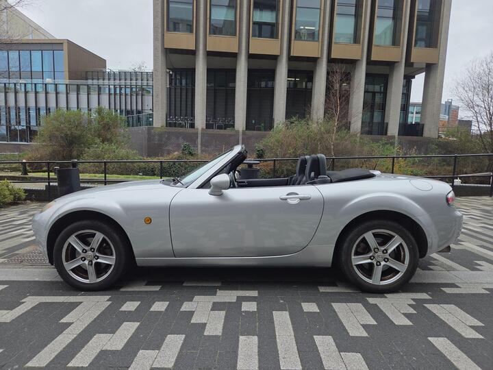 Mazda MX-5 2.0i (Option Pack) Roadster Euro 4 2dr
