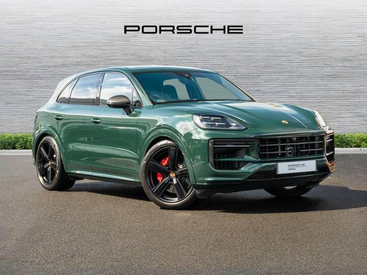 Porsche Cayenne 4.0T V8 GTS TiptronicS 4WD Euro 6 (s/s) 5dr Porsche Cayenne 4.0T V8 GTS TiptronicS 4WD Euro 6 (s/s) 5dr