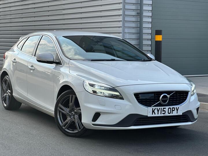 Volvo V40 2.0 D3 R-Design Pro Auto Euro 6 (s/s) 5dr