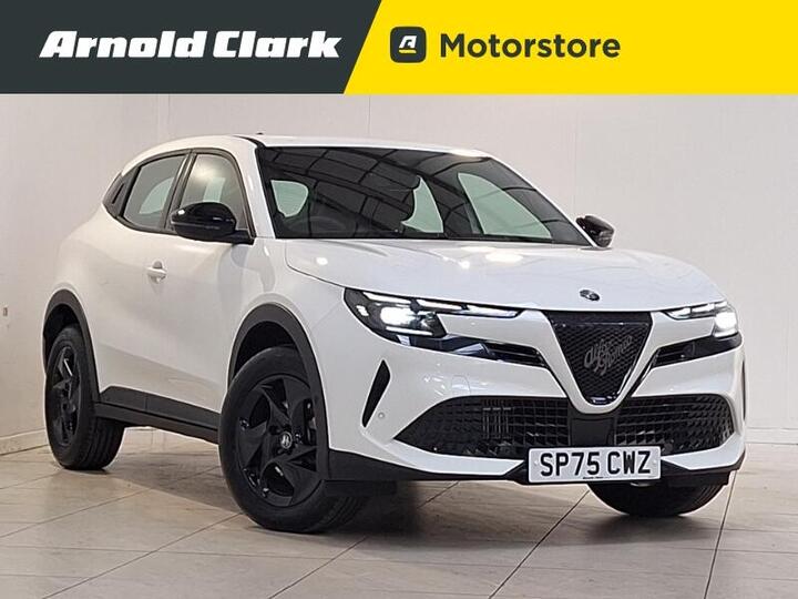 Alfa Romeo Junior 1.2 MHEV Ibrida E-DCT Euro 6 (s/s) 5dr