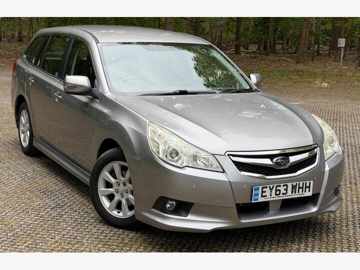 Subaru Legacy 2.0 ES Sport Tourer Lineartronic 4WD Euro 5 5dr (SNav) Subaru Legacy 2.0 ES Sport Tourer Lineartronic 4WD Euro 5 5dr (SNav)