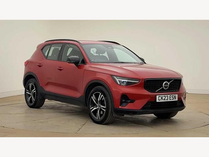 Volvo XC40 2.0 B4 MHEV Plus DCT Auto AWD Euro 6 (s/s) 5dr